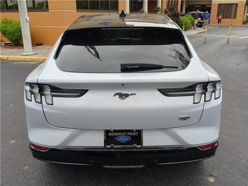 2023 Ford Mustang Mach-E California Route 1