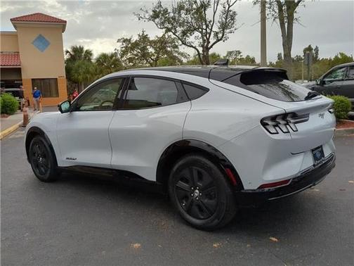 2023 Ford Mustang Mach-E California Route 1