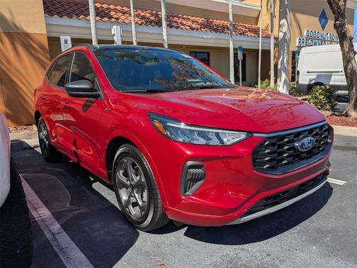 2023 Ford Escape ST-Line