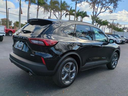2026 Ford Escape ST-Line Select