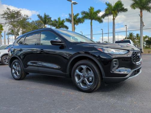 2026 Ford Escape ST-Line Select