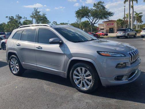 2016 Jeep Cherokee Overland