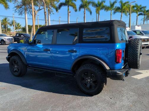 2023 Ford Bronco Black Diamond