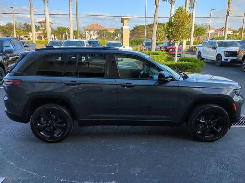 2024 Jeep Grand Cherokee Altitude