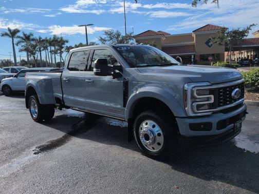 Glacier Gray Metallic Tri-Coat 2026 Ford F-450 Platinum