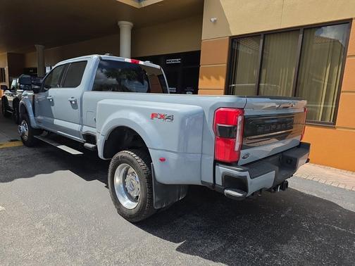 Glacier Gray Metallic Tri-Coat 2026 Ford F-450 Platinum