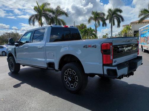 2026 Ford F-250 Platinum