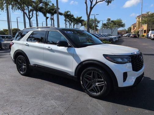 STAR WHITE MET TRI-COAT 2025 Ford Explorer ST