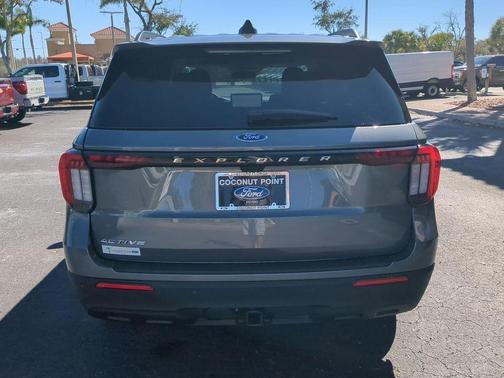 2026 Ford Explorer Active w/200A Pkg