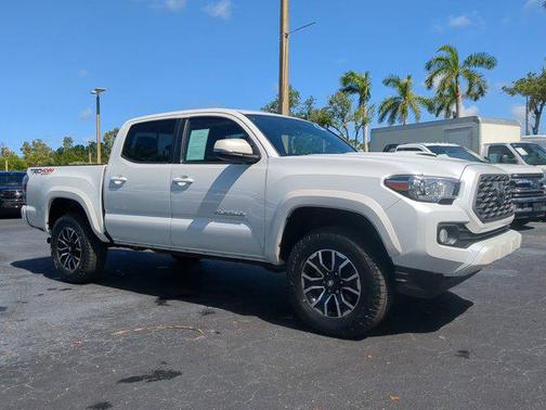 2022 Toyota Tacoma TRD Sport