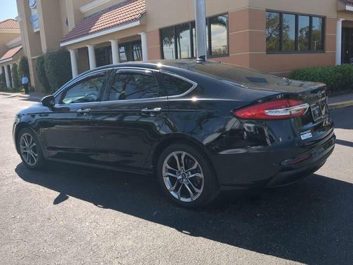 2019 Ford Fusion SEL