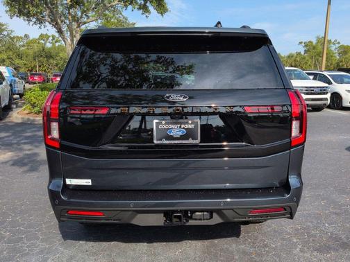 STONE BLUE METALLIC 2026 Ford Expedition Tremor