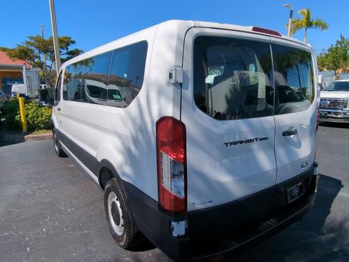 2026 Ford Transit-350 XL