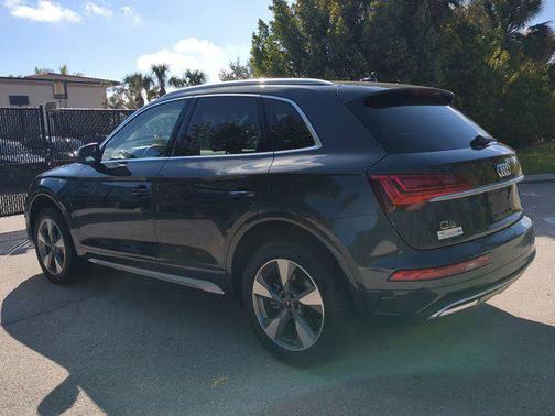 2024 Audi Q5 40 Premium Plus