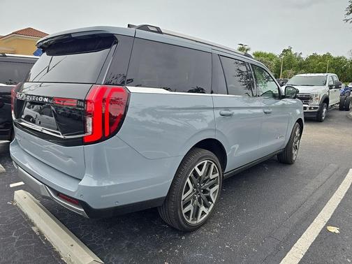 GLACIER GRAY METALLIC TC 2025 Ford Expedition Platinum