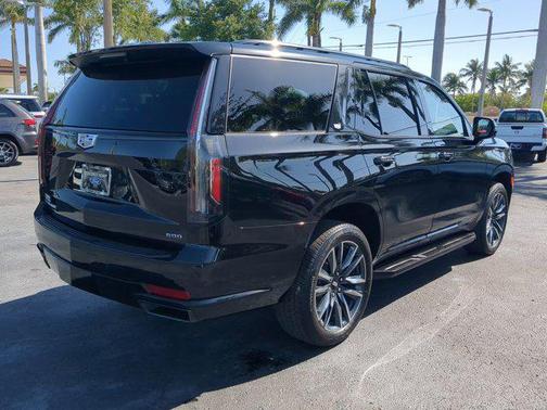 2024 Cadillac Escalade Sport