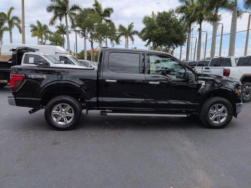 AGATE BLACK METALLIC 2025 Ford F-150 XLT