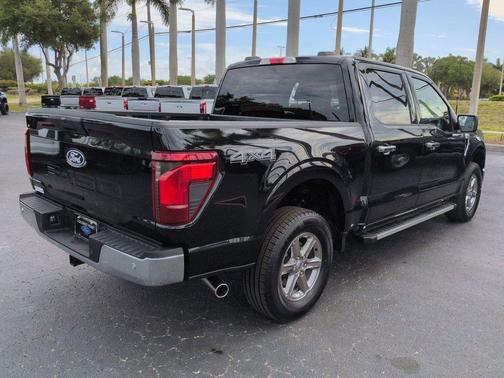 AGATE BLACK METALLIC 2025 Ford F-150 XLT