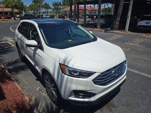STAR WHITE 2024 Ford Edge Titanium