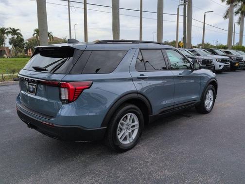 VAPOR BLUE 2026 Ford Explorer Active