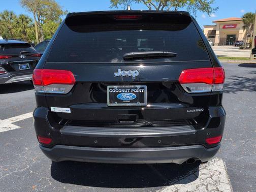 2018 Jeep Grand Cherokee Laredo E