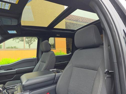 Agate Black Metallic 2023 Ford F-150 XLT