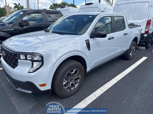 SPACE WHITE METALLIC 2025 Ford Maverick XLT Truck