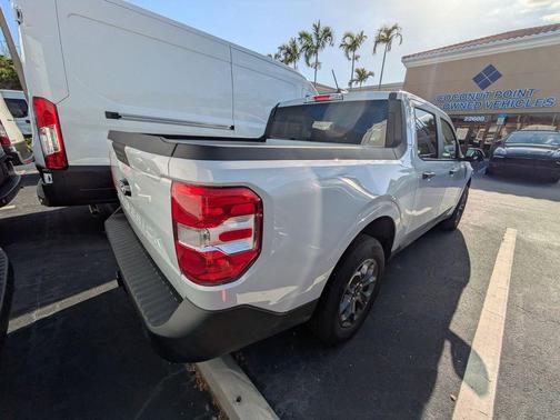 2025 Ford Maverick XLT