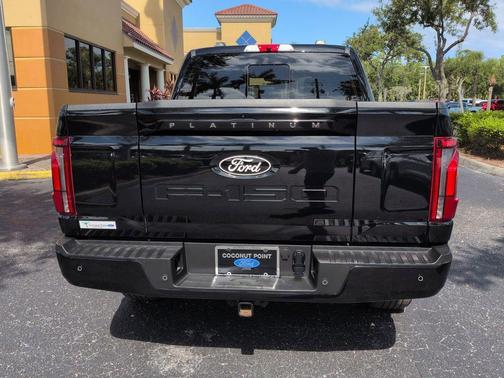 AGATE BLACK METALLIC 2024 Ford F-150 Platinum