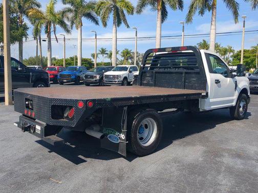 2022 Ford F-350 XL