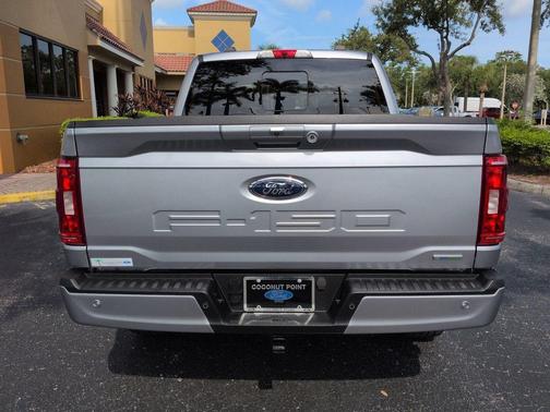 ICONIC SILVER METALLIC 2023 Ford F-150 XLT