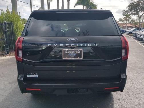 2026 Ford Expedition Active