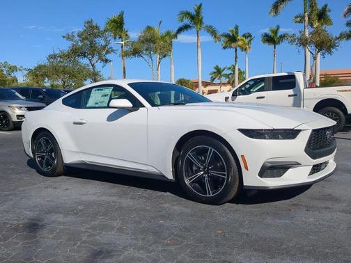 2025 Ford Mustang EcoBoost
