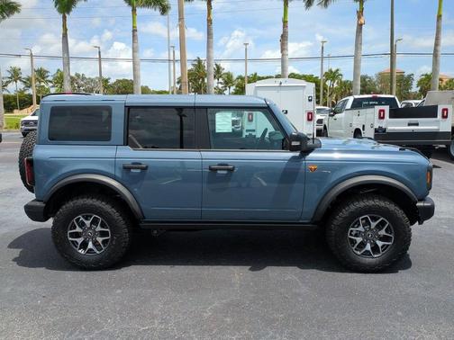 2025 Ford Bronco Badlands