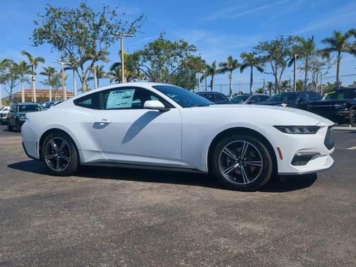 2025 Ford Mustang EcoBoost