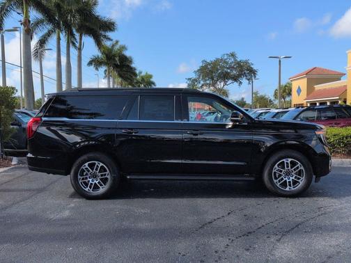 AGATE BLACK METALLIC 2026 Ford Expedition Max Active 4x2