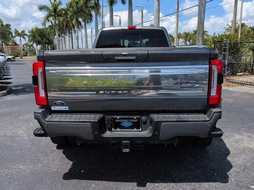 CARBONIZED GRAY 2024 Ford F-450 Platinum