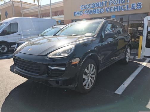 2017 Porsche Cayenne Platinum Edition