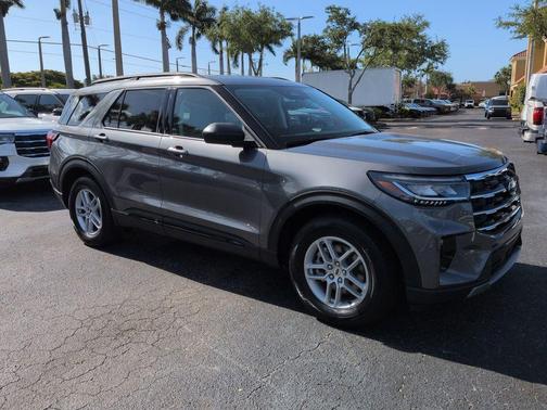 Carbonized Gray Metallic 2026 Ford Explorer Active