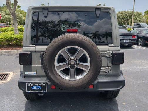 2022 Jeep Wrangler Unlimited Sahara