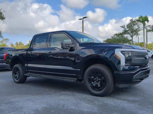 2025 Ford F-150 Lightning XLT