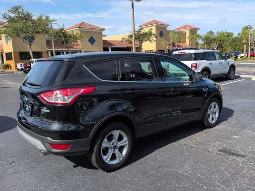 TUXEDO BLACK METALLIC 2014 Ford Escape SE