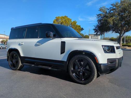 2023 Land Rover Defender 110 X-Dynamic SE