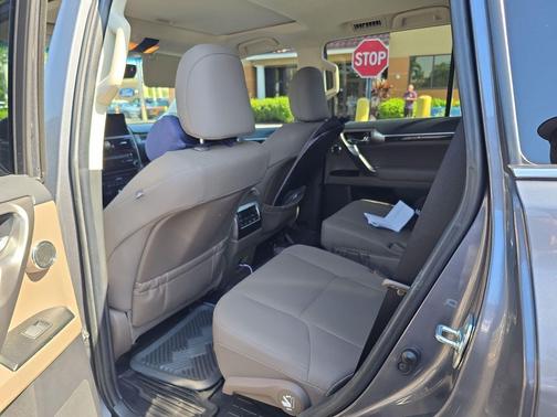 Nebula Gray Pearl 2023 Lexus GX 460 Premium