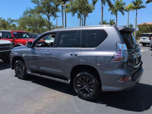 Nebula Gray Pearl 2023 Lexus GX 460 Premium