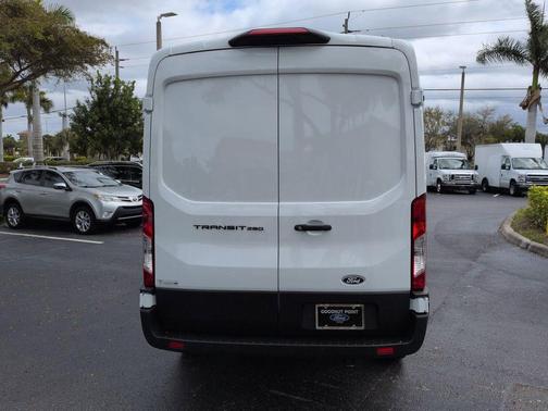 2026 Ford Transit-250 Base
