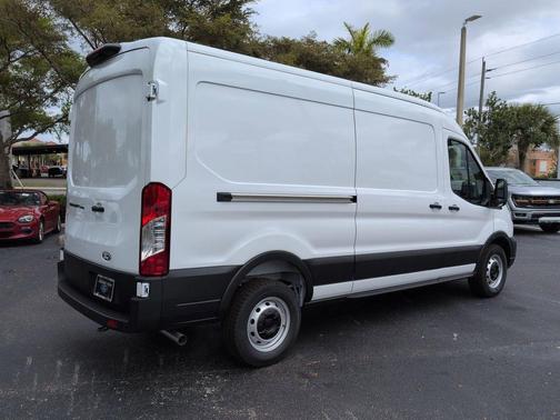 2026 Ford Transit-250 Base