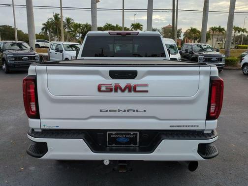 2023 GMC Sierra 2500 Denali