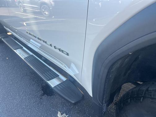 2023 GMC Sierra 2500 Denali