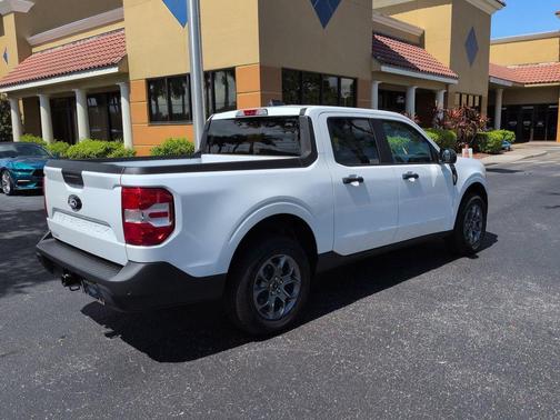 Oxford White 2026 Ford Maverick XLT